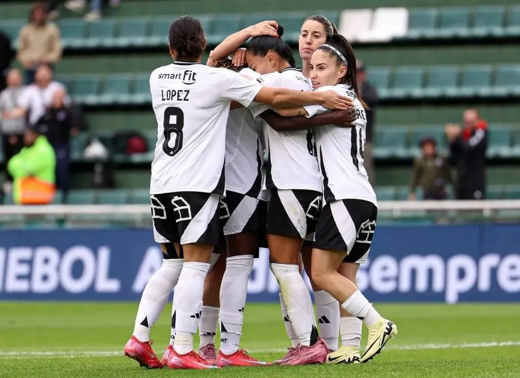Con tanto de Mary Valencia, las Albas vencieron a Libertad y clasificaron a la semifinal de la Copa Libertadores.