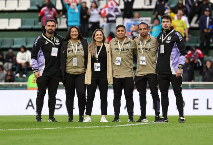 Parte del cuerpo técnico de la brasileña Tatiele Silveira | Foto: Colo Colo Femenino