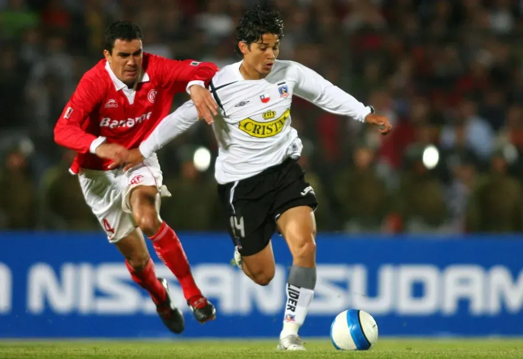 Matías Fernández en la semifinal de la Copa Sudamericana 2006 entre Colo Colo y Toluca. Imagen: ANDRES PINA/PHOTOSPORT