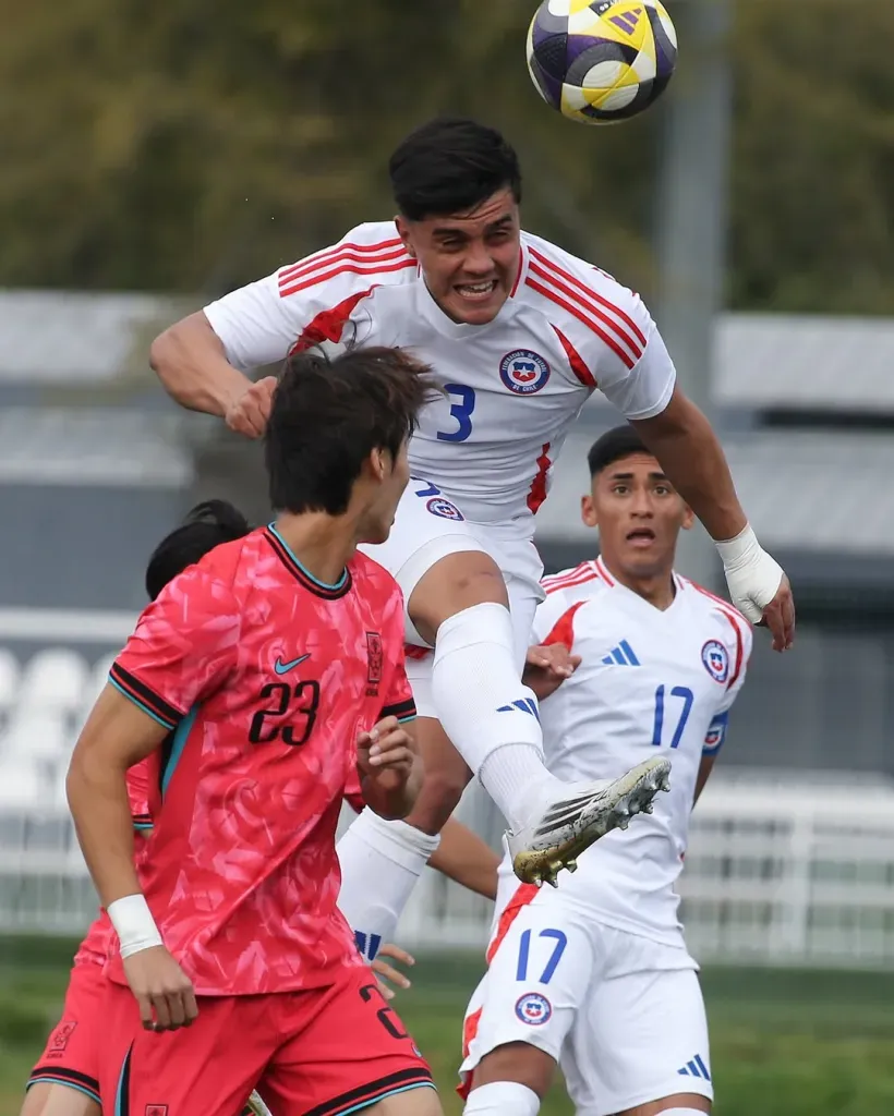 Bruno Torres, defensa de Colo Colo, va por el Mundial Sub 17.