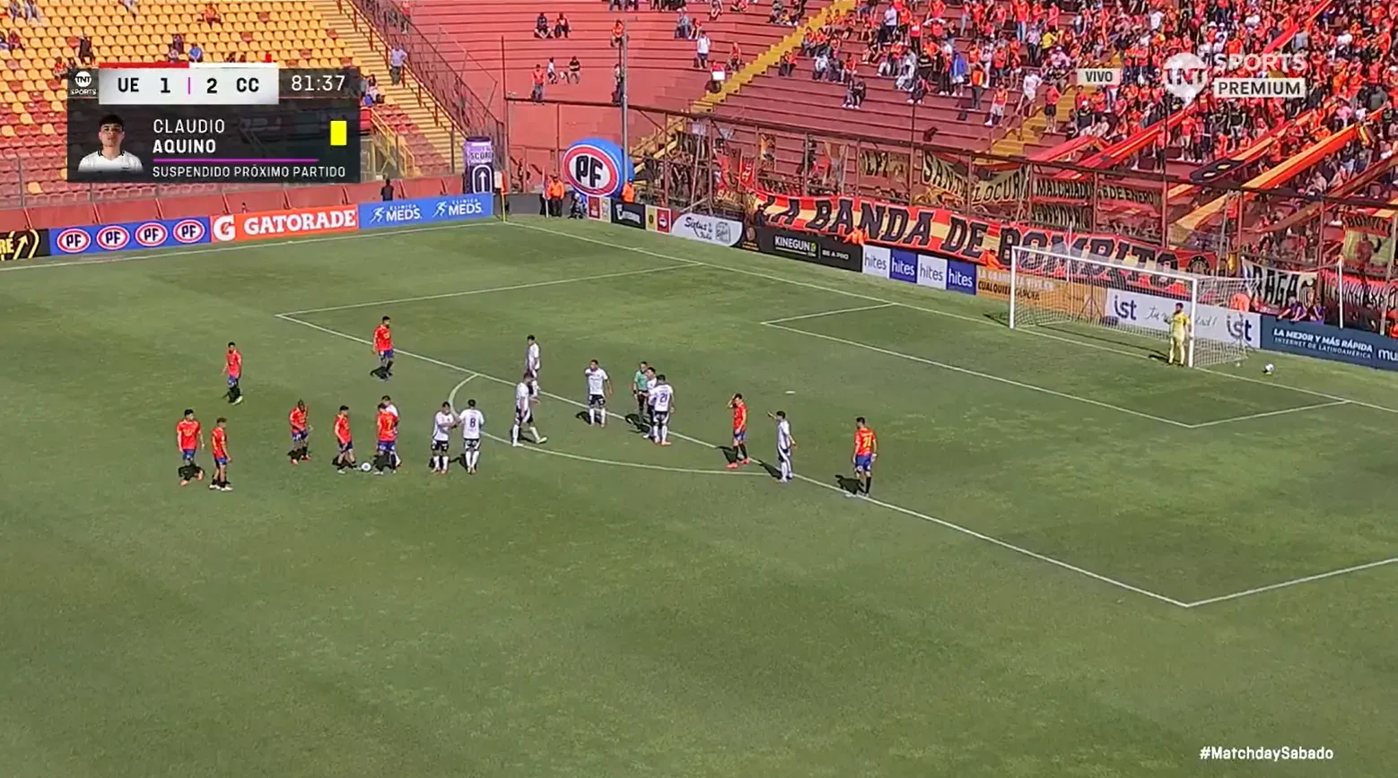 El momento donde Vicente Pizarro le entrega la jineta a Esteban Pavez.