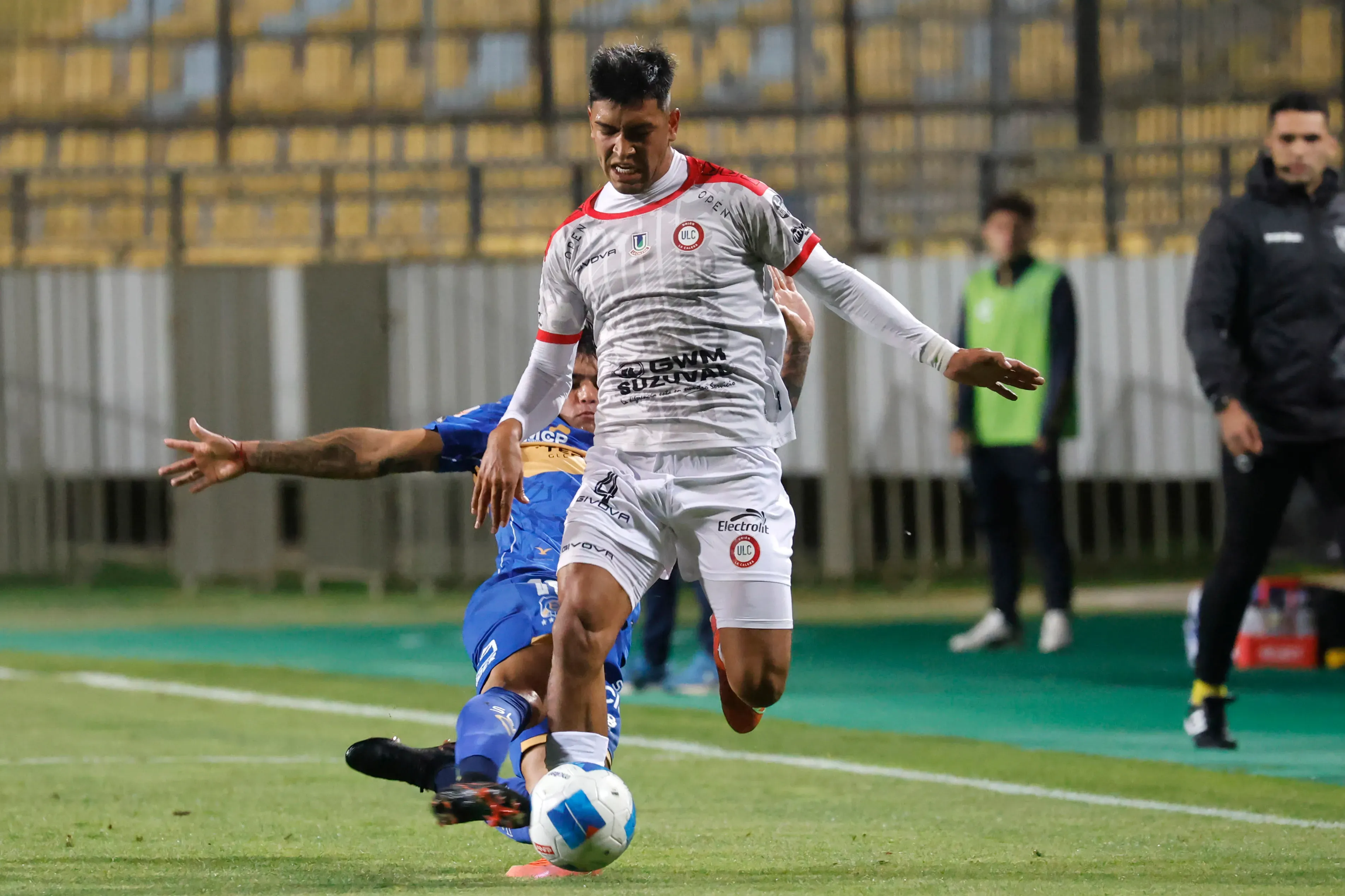 Diego Ulloa, lateral izquierdo de Colo Colo que está cedido en La Calera | Foto: Photosport
