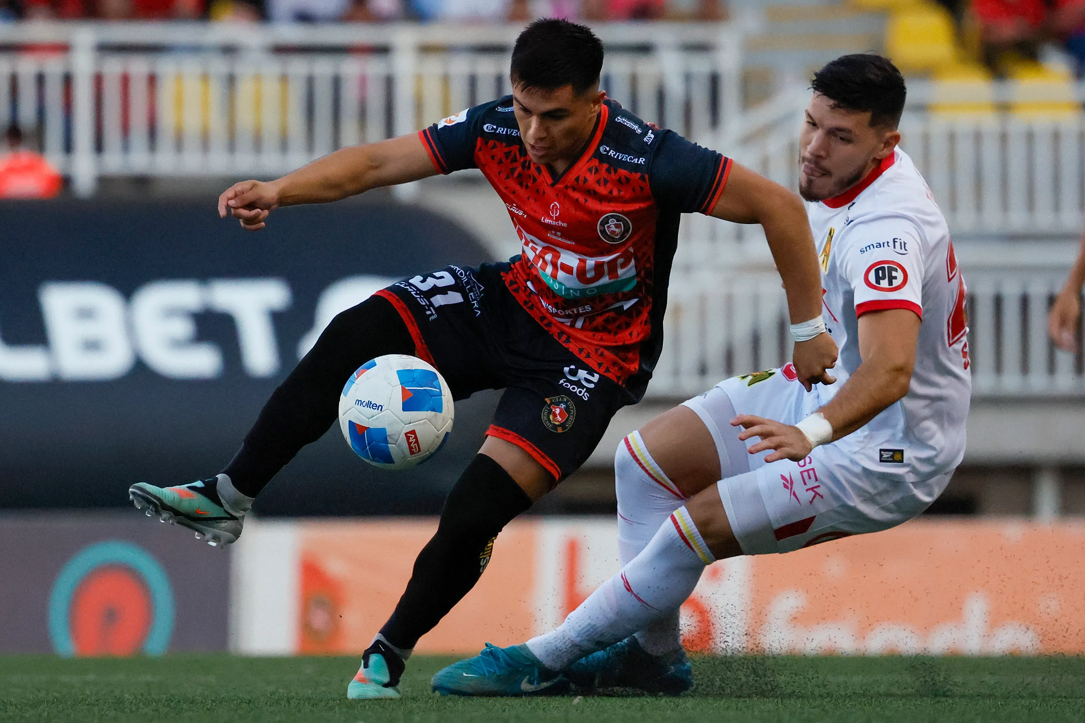 Bastián Silva, perteneciente a Colo Colo, es el jugador que más minutos Sub 21 sumó en el Tomate Mecánico.