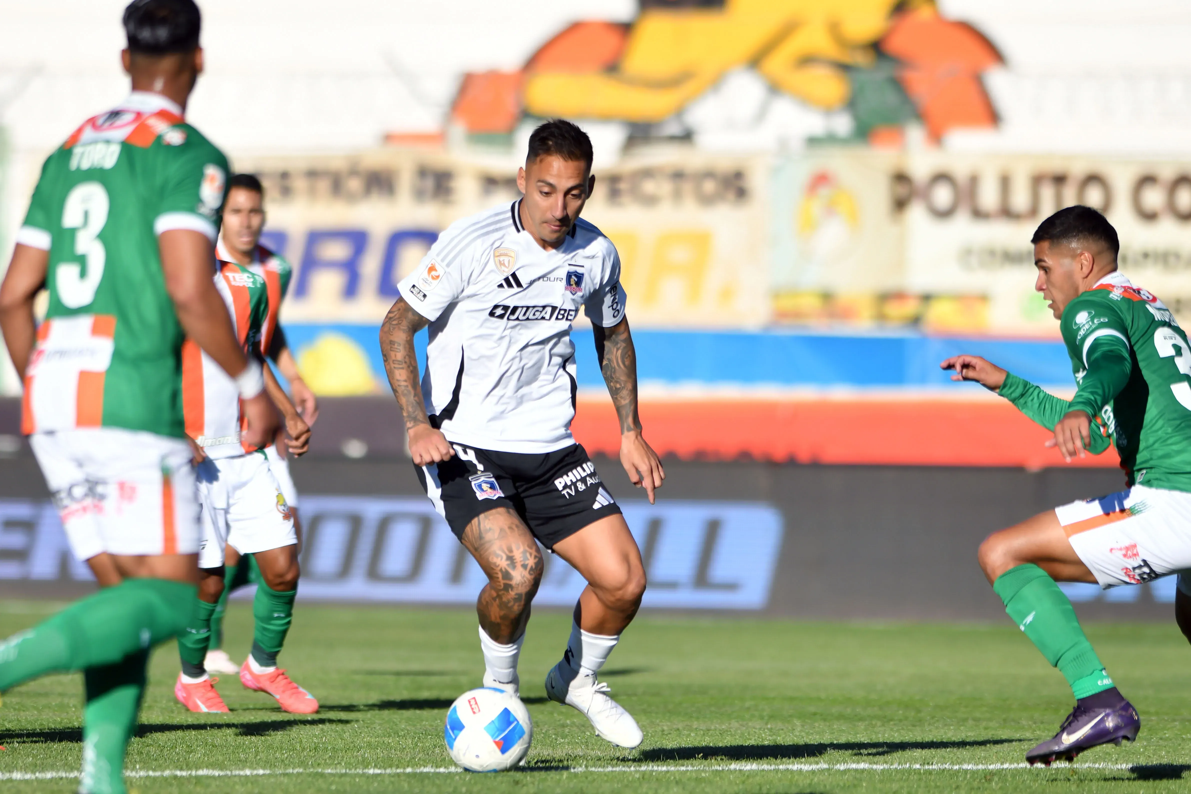 Javier Correa en el partido frente a Cobresal. (Foto: Photosport)