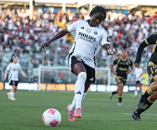 Mary Valencia tiene contrato vigente con Colo Colo Femenino | Foto: Colo Colo