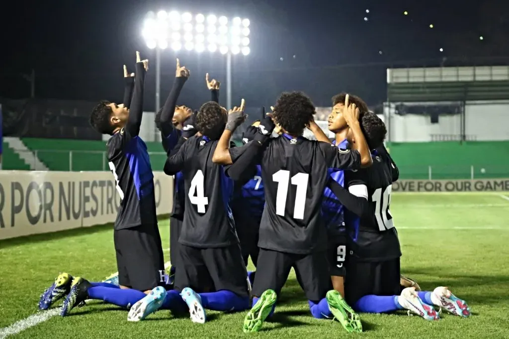 Selección de Honduras Sub-17 goleó a El Salvador