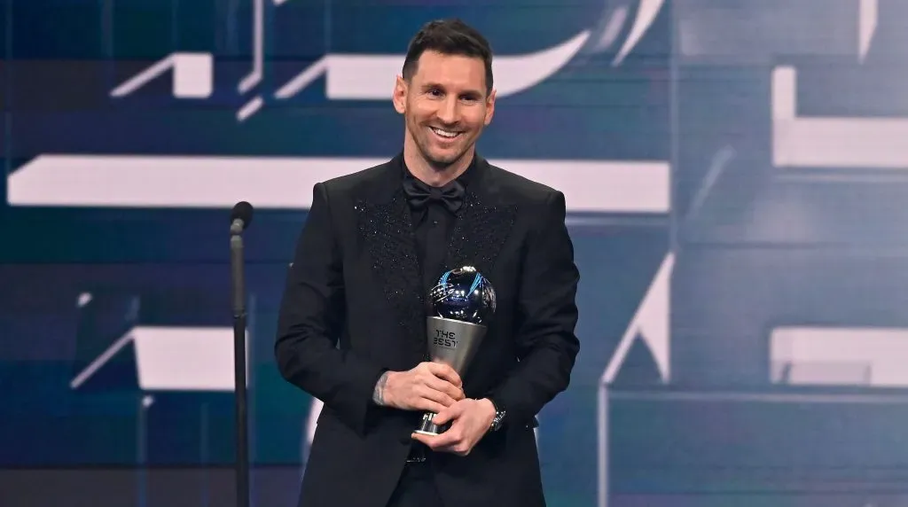 Lionel Messi recibe el Premio The Best al Mejor Jugador del Año (Foto: Getty)