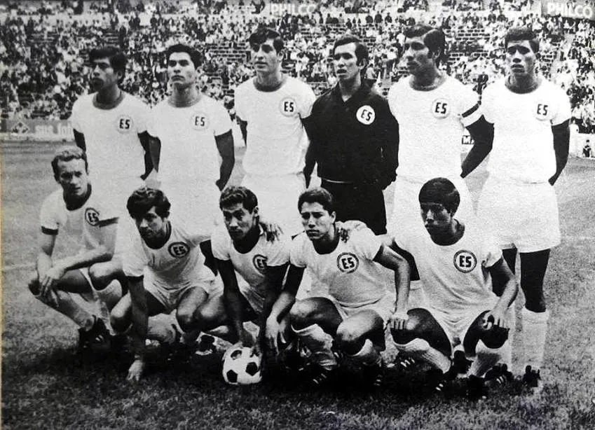 El Salvador en su debut contra Bélgica en México 1970. Fue la primera selección centroamericana en una Copa del Mundo (Foto: La Selecta).