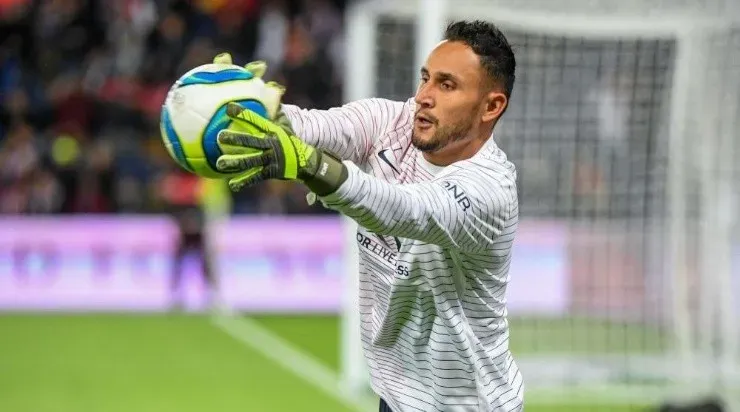 El tico es uno de los mejores pagados del equipo, por debajo de Neymar, Mbappé, Cavani, Di María, y Thiago Silva