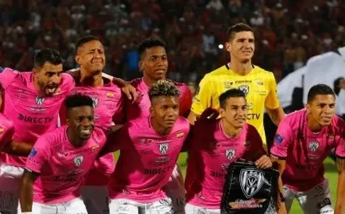Torres jugó de entrada y tuvo un partido de mucho desgaste.