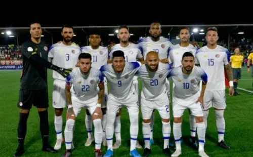 Alvarado reemplazó a Keylor Navas y Leonel Moreira,