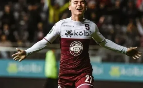 Manfred Ugalde, delantero del Saprissa convocado a la sele por primera vez.