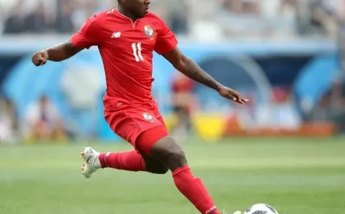 Armando Cooper ante Inglaterra en el Mundial de Rusia 2018