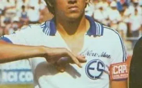 Norberto Huezo, ex capitán de El Salvador.