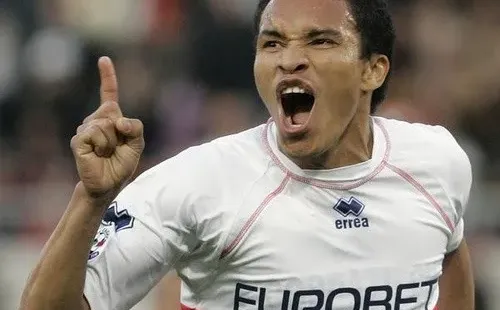 Julio César León, ex Fiorentina, Parma, Génova, entre otros.
