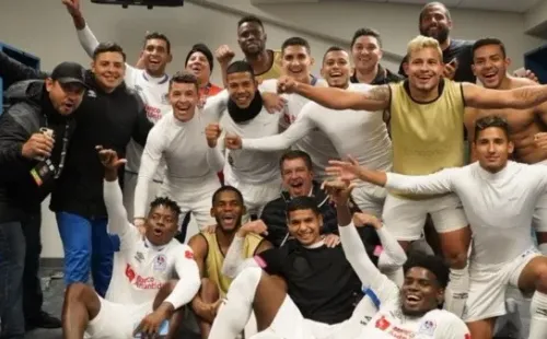 Olimpia derrotó a Seattle Sounders en tanda de penales, tras empatar 4-4 en el global.