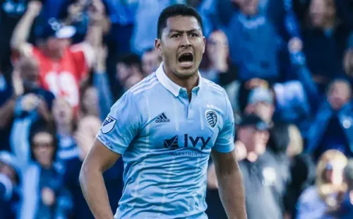Roger Espinoza, futbolista hondureño del Sporting Kansas City.