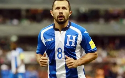 Alfredo Mejía con la Selección de Honduras (Foto: La Prensa).