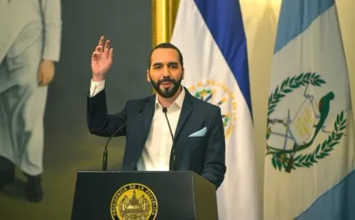 SAN SALVADOR, EL SALVADOR - JANUARY 27: President of El Salvador Nayib Bukele gestures during an official visit from Guatemalan President Alejandro Giammattei at Presidential Palace on January 27, 2020 in San Salvador, El Salvador. (Photo by Camilo Freedman/APHOTOGRAFIA/Getty Images)-Not Released (NR)