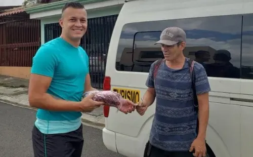 El futbolista durante una de sus entregas. (Fuente: La Prensa)