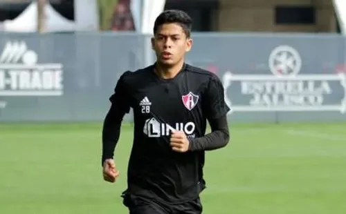 Cristian Calix apareció en la banca en algunos partidos del primer equipo del Atlas, pero nunca alcanzó a debutar.