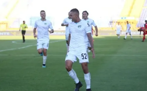 El jugador venía de marcar un doblete antes de la suspensión.