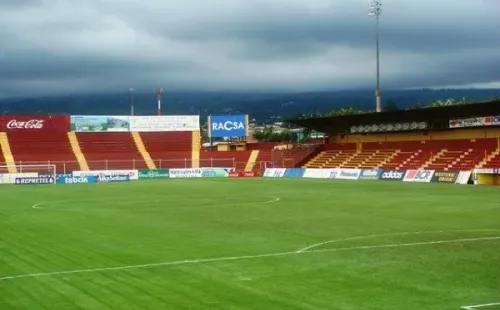 El estadio de Herediano es otro de los ofrecidos.