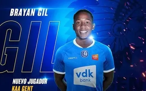 La presentación del futbolista en el Genk de Bélgica a principios del 2020.