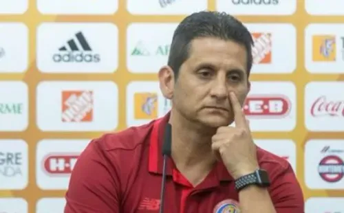 Ronald González, director técnico de Costa Rica.