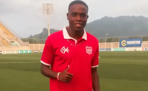 Marvin Bernárdez, futbolista hondureño con posibilidades de ser exportado.