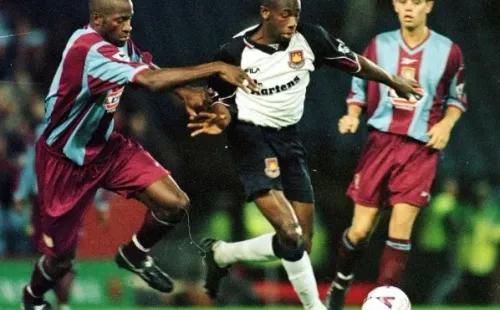 Paulo Wanchope vistiendo la camiseta del West Ham.