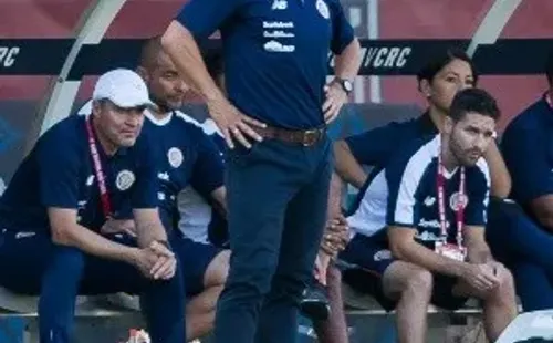 Ronald González en su actual rol de entrenador de La Sele (Foto: Michael Janosz)