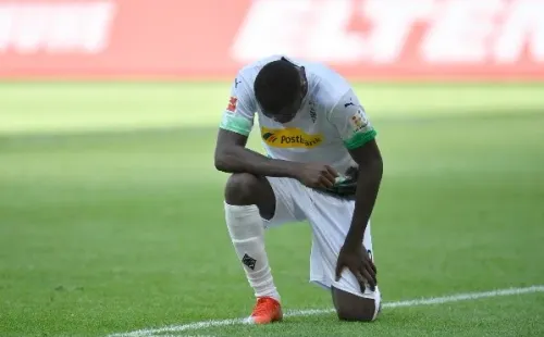 Marcus Thuram decidió celebrar así su gol (UTDN)