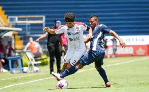 Saprissa llegó a la final tras vencer a Cartagines. (Everardo Herrera)