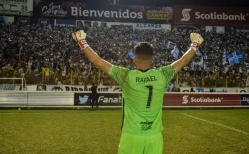 Rafael García con Alianza (Twitter Alianza)