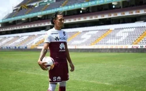 Bonilla tiene un año más de contrato en el Saprissa.