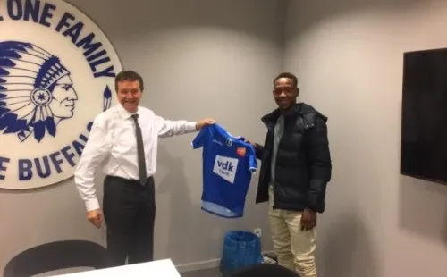 Brayan Gil no llegó a entrenar ni un mes en el KAA Gent.