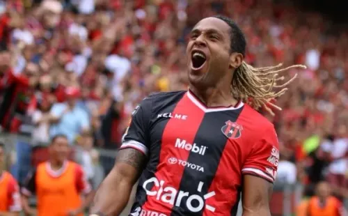 Jonathan McDonald marcó 14 goles en la pasada temporada con el Manudo.