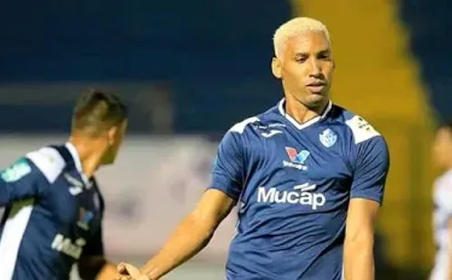 A Marcel le quedan todavía casi tres años de contrato con el Cartaginés.