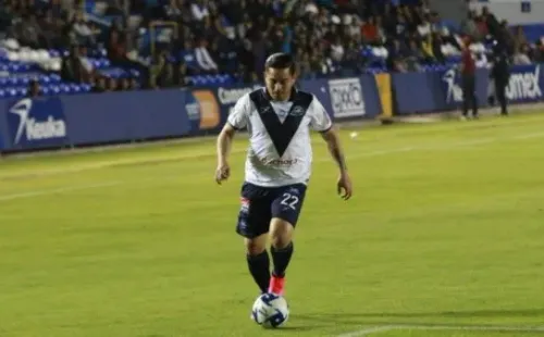 Zelaya había vuelta a El Salvador a pasar la cuarentena junto a su familia. (As)