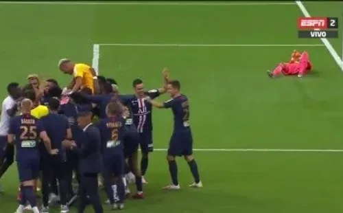 Keylor Navas, el héroe en París (Foto: Captura TV)