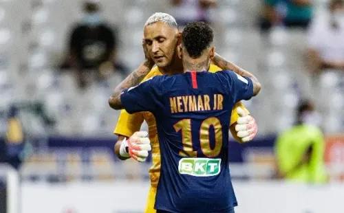Keylor Navas junto a Neymar en el PSG. (Foto: Gettyimages)