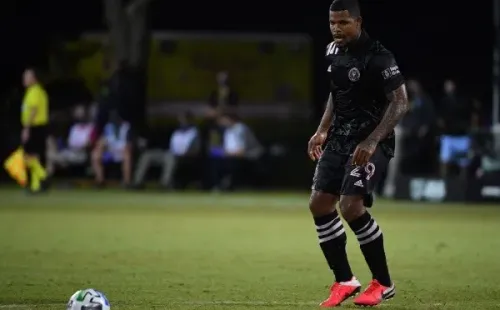 Messi compartiría equipo en la MLS con el panameño Román Torres.