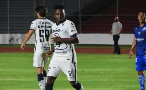 Carlos Mejía anotó su primer gol con la camiseta de la filial del Pumas de México.