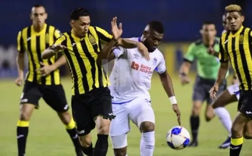 Real España recibirá a Olimpia en la primera jornada de la Liga Nacional.