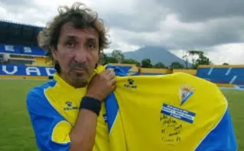 Desde el Cádiz no olvidan nunca lo que les dio el Mágico. (Diario AS)