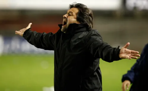 Ricardo Caruso Lombardi dirigiendo un partido en Argentina (Foto: Gettyimages)