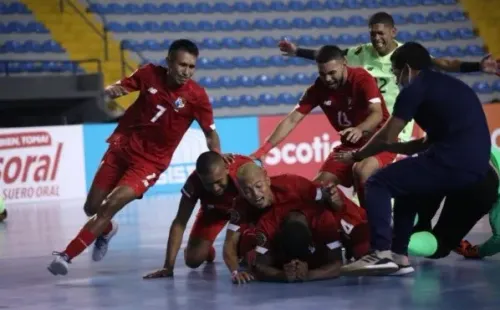 Panamá festeja su clasificación al Mundial de Futsal (Foto: Fedefut)