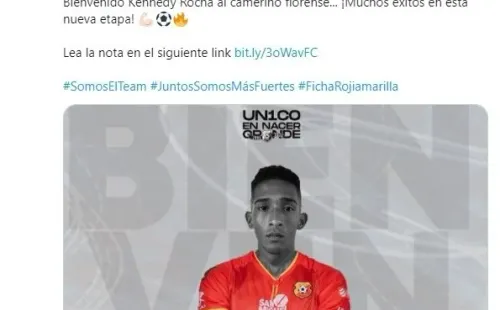 Herediano anunciando el fichaje de Kennedy Rocha