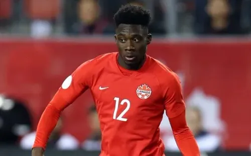 Alphonso Davies con la Selección de Canadá / Foto: Getty